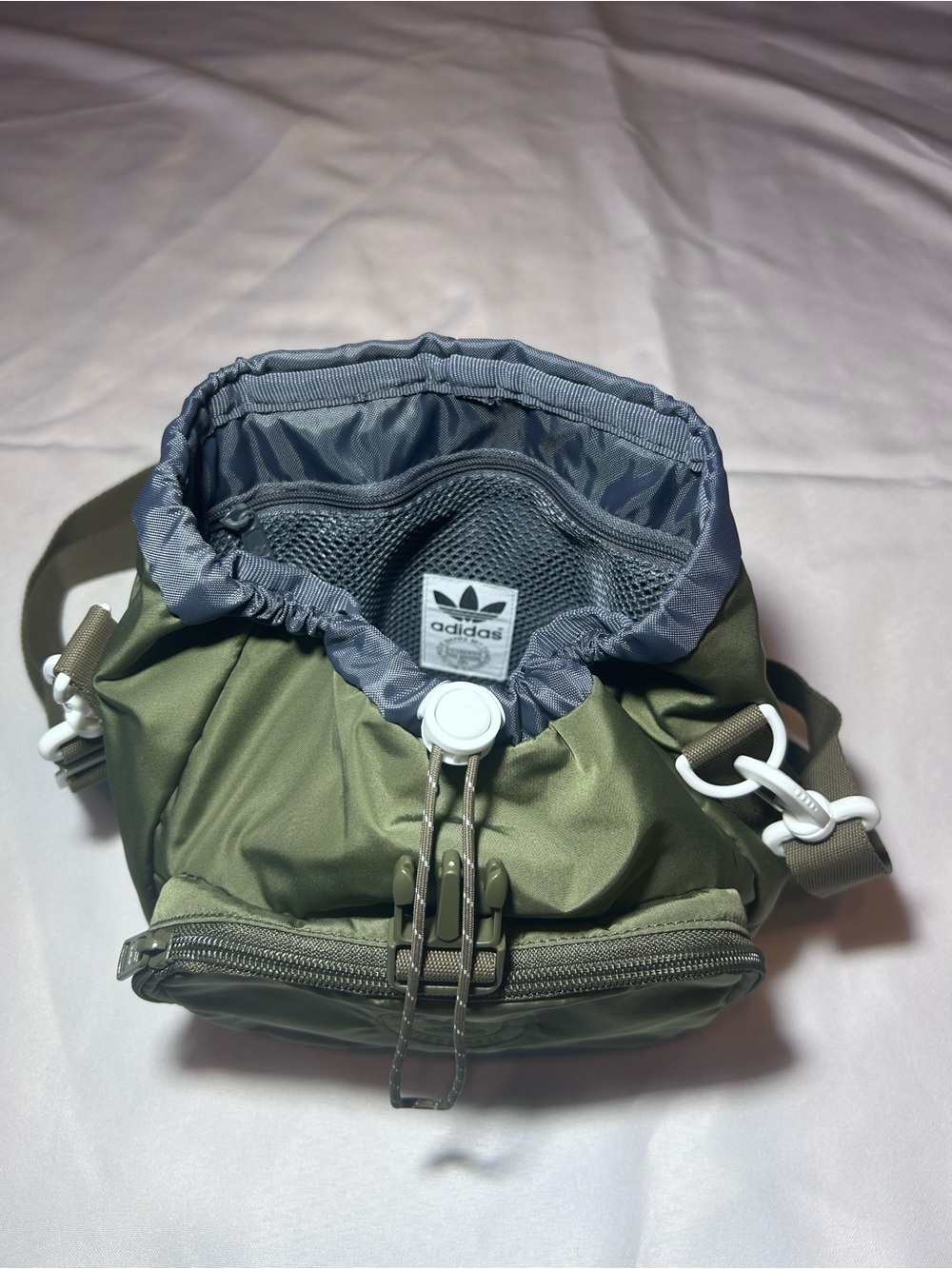 Olive Green Adidas Mini 3.0 Nylon Streetwear Athleisure Backpack/Shoulder Ba - Picture 9 of 10